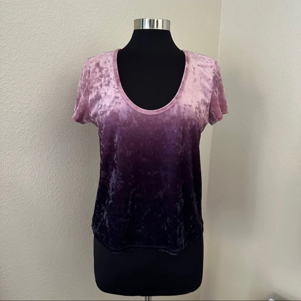 American Eagle Pink Purple Ombré Velvet T-Shirt Size L